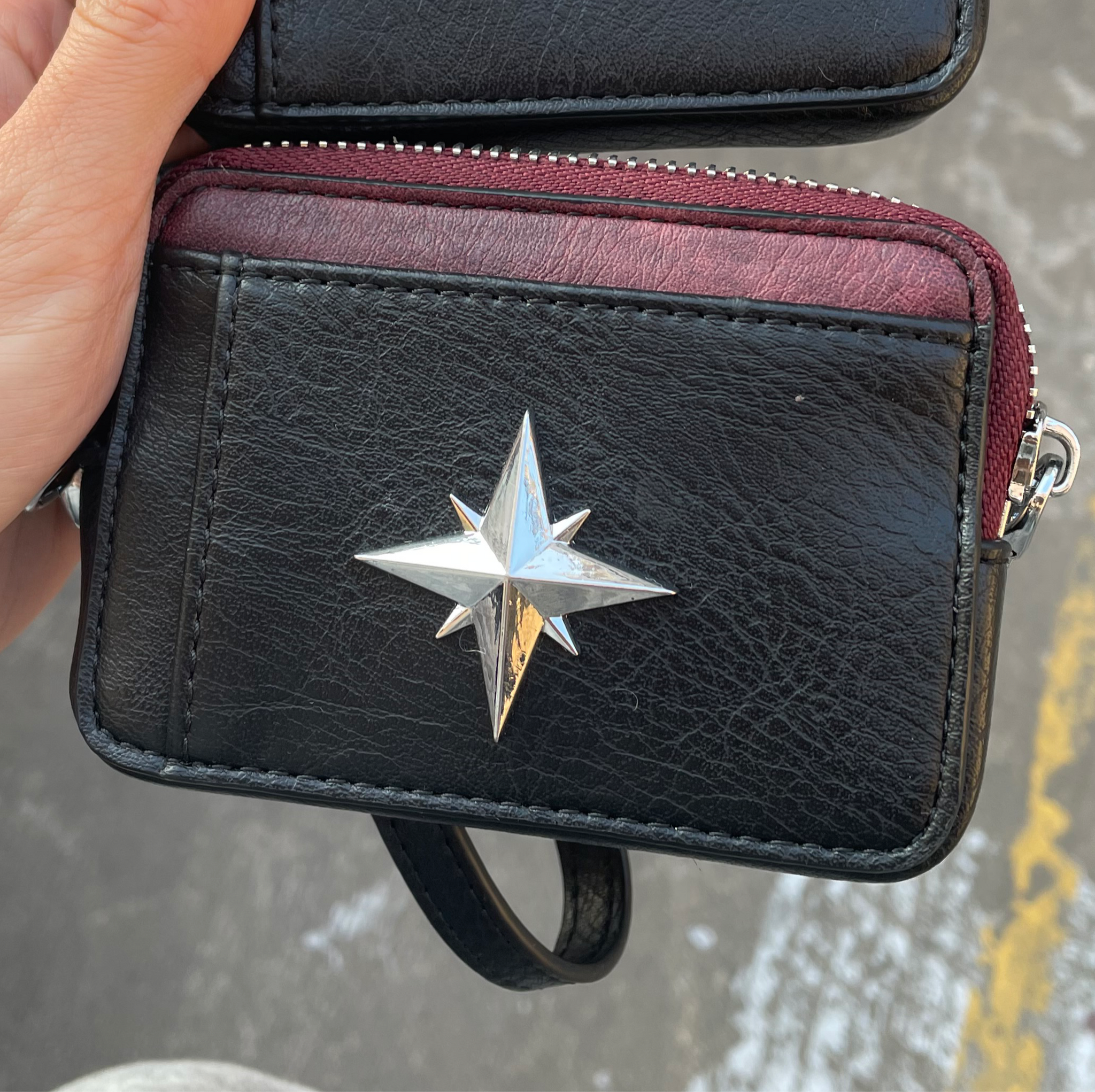 SKZ Icon-Patch Zip Wallet [PRE-ORDER] – Private Paradise Co.